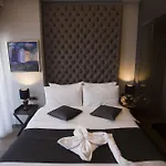 Szálloda Solun & 4*