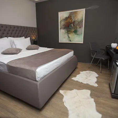 Hotel Solun &