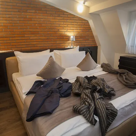 Hotel Solun & 4*