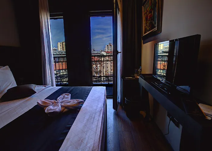 Solun & סקופיה