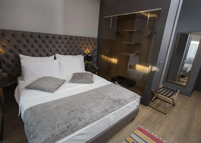 Solun & 4* סקופיה