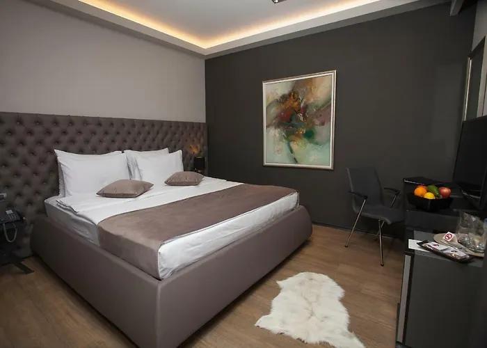 Solun & Hotel Skopje