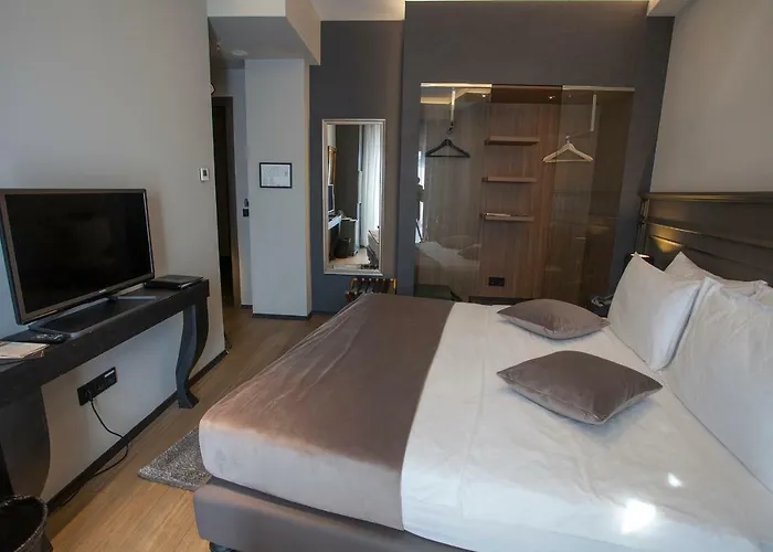 Solun & Hotel Skopje